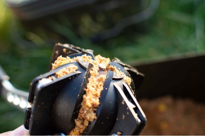 Advance Method Feeder System