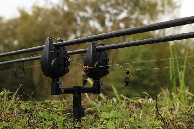 Fox Black Label Titanium Quiver Arm Stiff