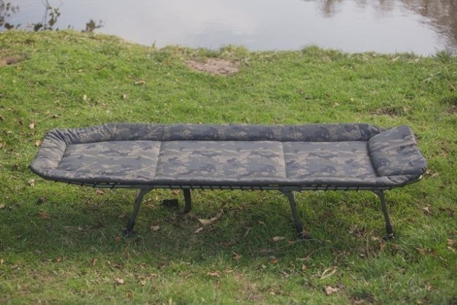 Solar Tackle Undercover Camo BedChair