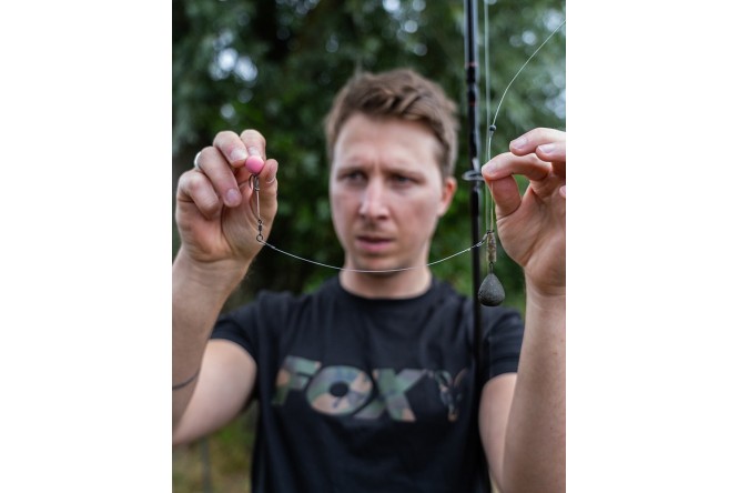 Fox Edges Link Illusion Fluorocarbon