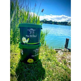 Carp Old School Vacuum Corn Bucket 