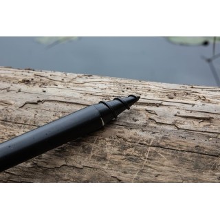 Solar A1 Screw-Point Storm Pole 2