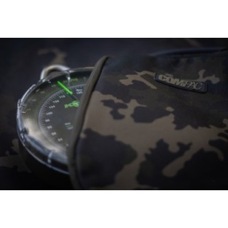 Korda Compac Scales Pouch Dark Kamo  2