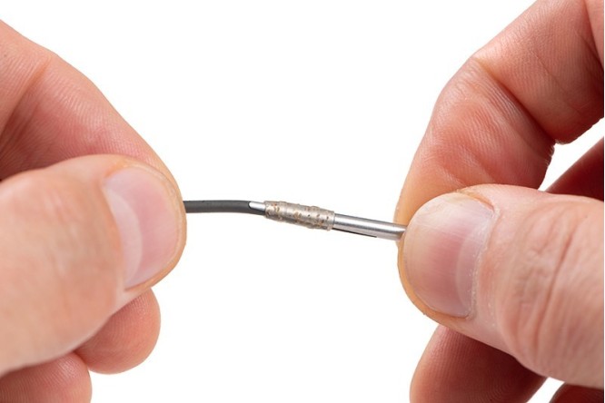 Fox Edges Tubing Threader