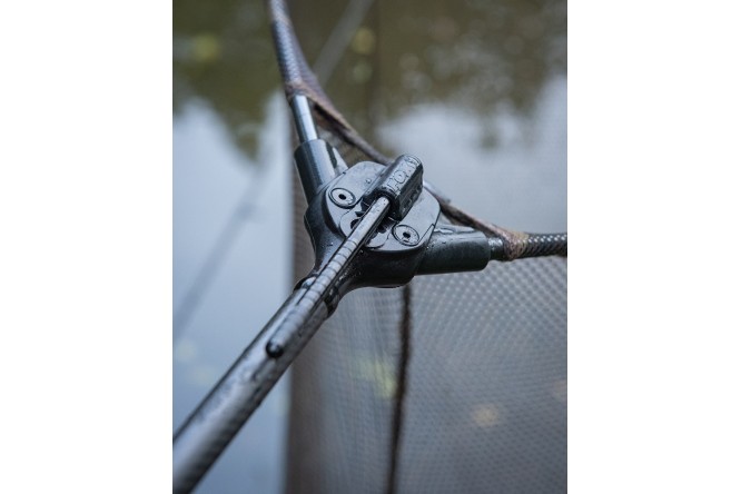 Fox Lever-lok Landing Net - 42"" 8' 2 Piece handle