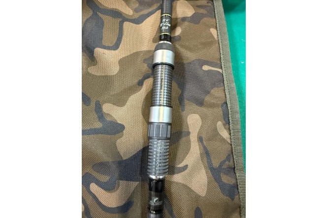 Set di 2 canne Free Spirit 12.6 ft - 3.25 lb usate con poche pescate all'attivo