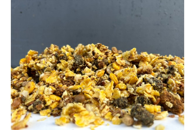 Carp Crunchies Cooked and Dried Particles