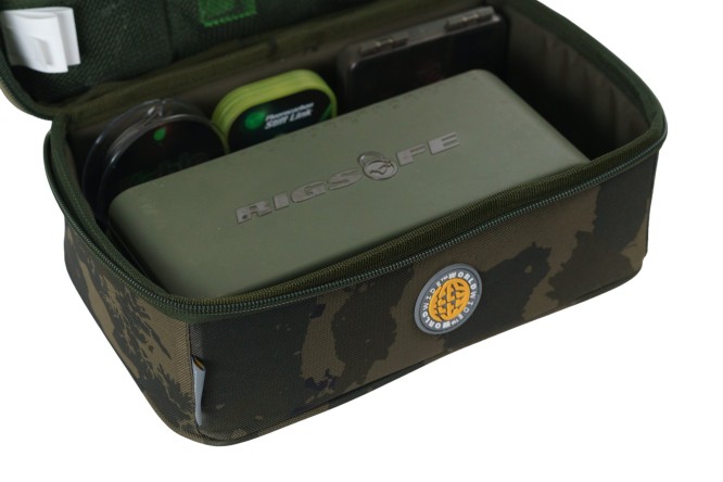 Solar Worldwide Tackle Station 