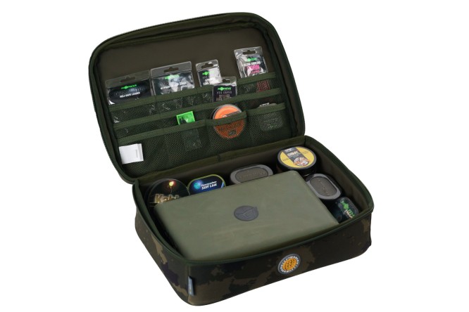 Solar Worldwide Tackle Station Large 