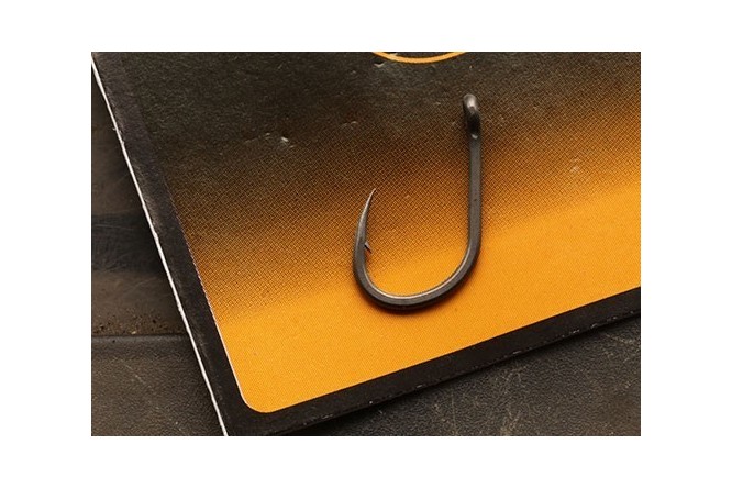 Fox Edges Wide Gape Beaked