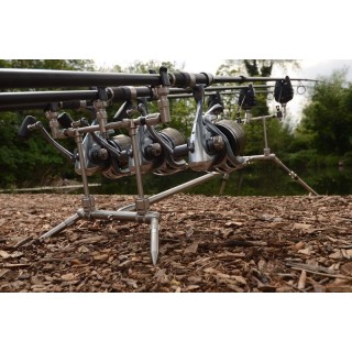 P1 Worldwide Pod Stubby Legs 2