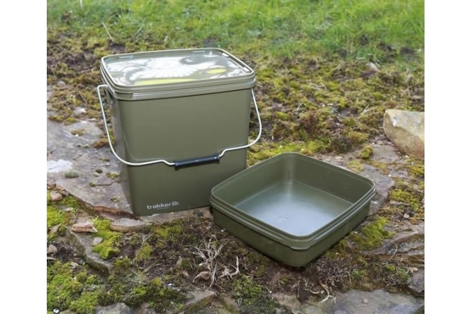 Trakker 13 Litre Olive Square Container