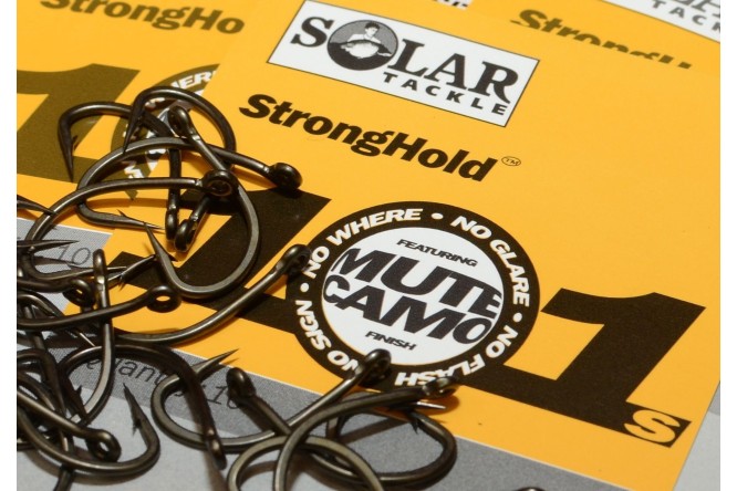 Solar Stronghold 101 - Solar Carp Fishing Hooks with Barbs