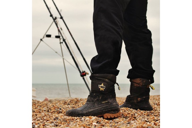 Vass Fleece Lined Boot w/Velcro Strap Blk/Grn